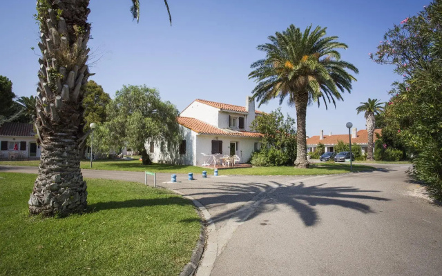 Le Domaine du Mas Blanc by Popinns