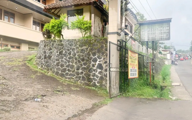 RedDoorz Near Rsud R. Syamsudin Sukabumi