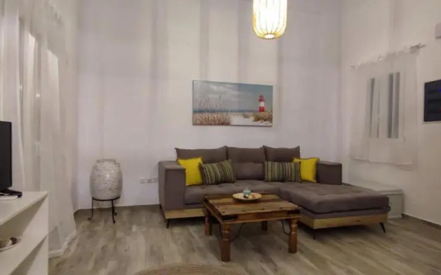 Isavella's House