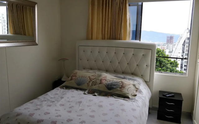 Luxury Modern & Elegant Estrato