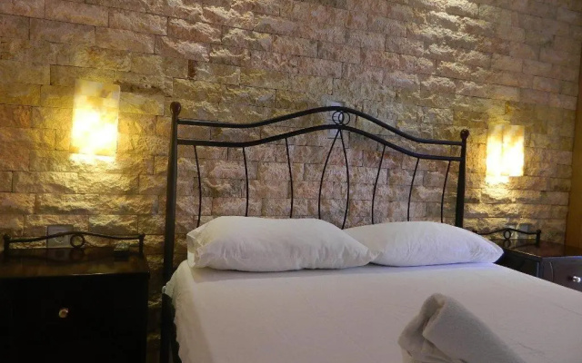 Acti Plaka Hotel