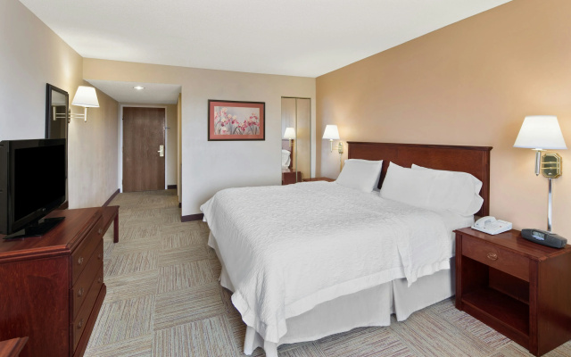 Hampton Inn Columbus-North