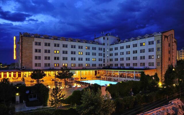 Dinler Hotels Ürgüp Турция, Ургуп - отзывы, цены и фото номеров - забронировать отель Dinler Hotels Ürgüp онлайн вид на фасад