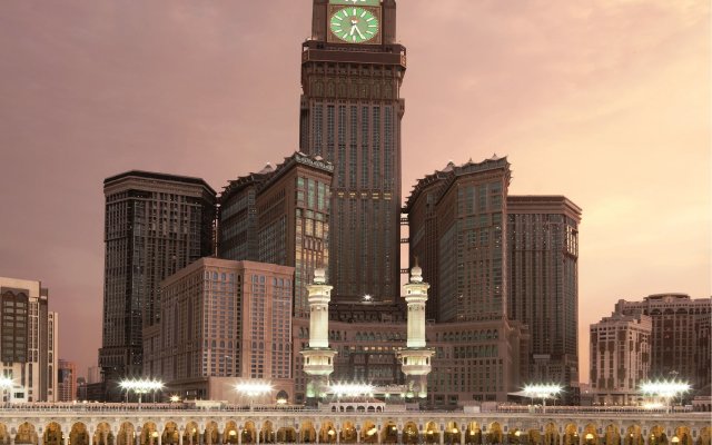 Makkah Clock Royal Tower - A Fairmont Hotel 1