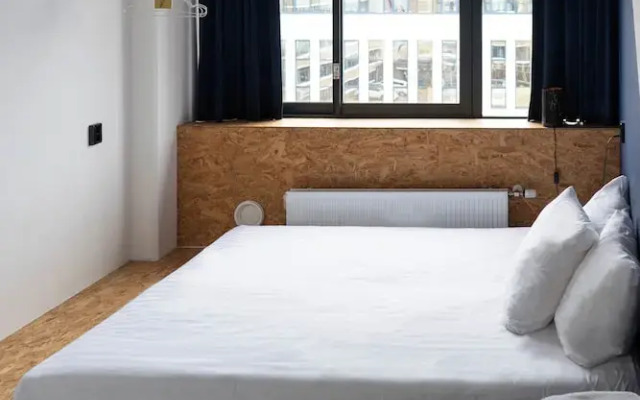 Отель Young Learning Hotel