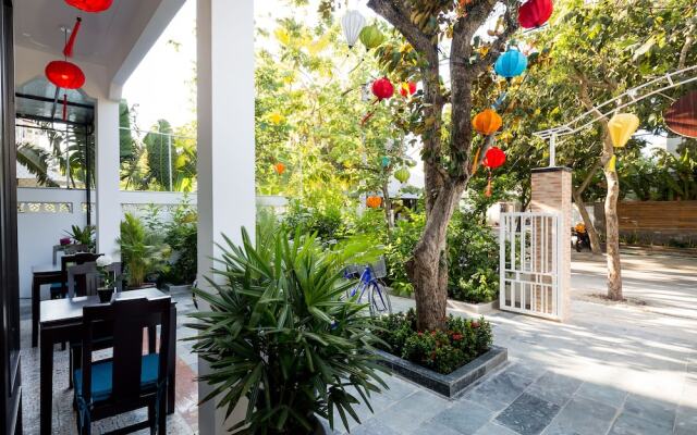 Отель Hoi An Golden Holiday Villa вид на фасад