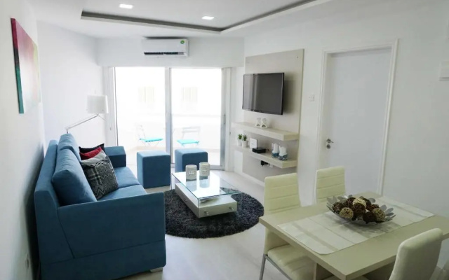 Lazuli Beach & Pool Apartment 501