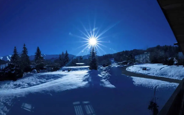 Modern 2 Bedroom Apartment, Close to ski Lifts