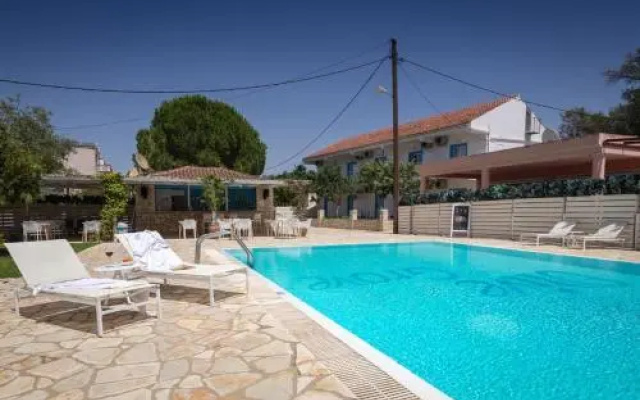 Aparthotel 3 stars Kavos