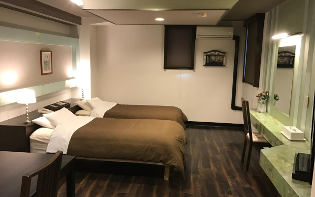Hotel Plaza21 Osaka