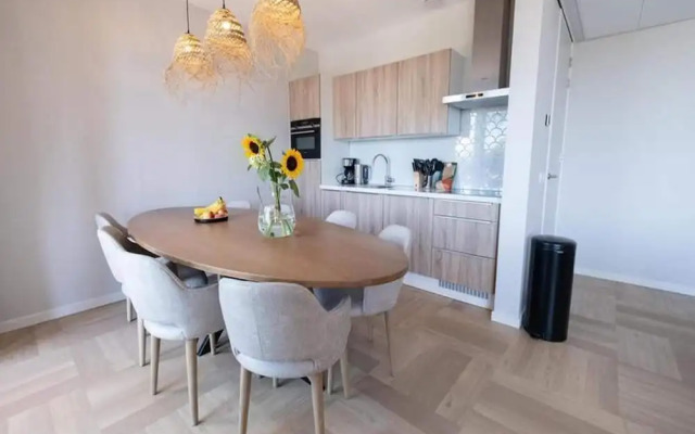 Luxury Workum Waterside Stay With Sauna
