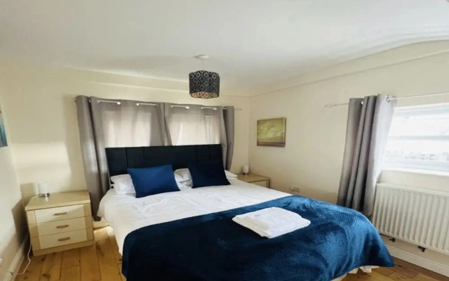 Beautiful 3-bed House in Porthmadog