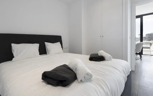 Modern Luxury Suite With Terrace in Higueron