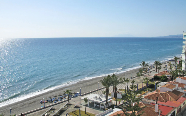 Apartment Magnificent front seaview, Torrox