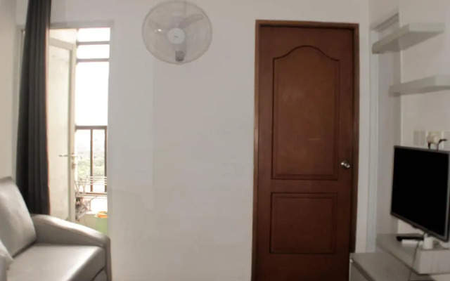 Comfort 2Br Apartment At Mediterania Palace Residence