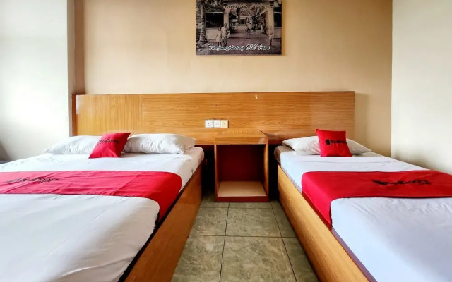 RedDoorz Near Pelabuhan Sri Bintan Pura Tanjungpinang