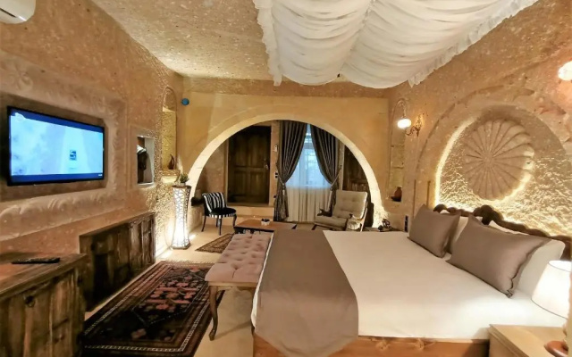 Pegas Cave Suites