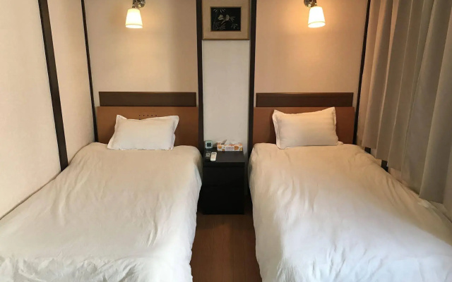Naniwa Guest House Kuromon