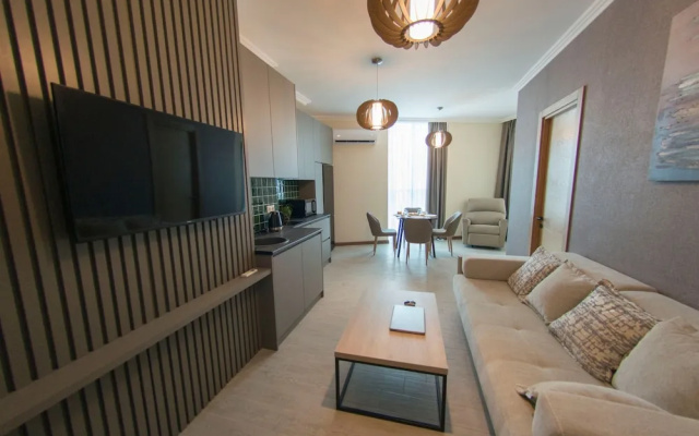 Season Suite Apart-Hotel · Batumi — photo 22
