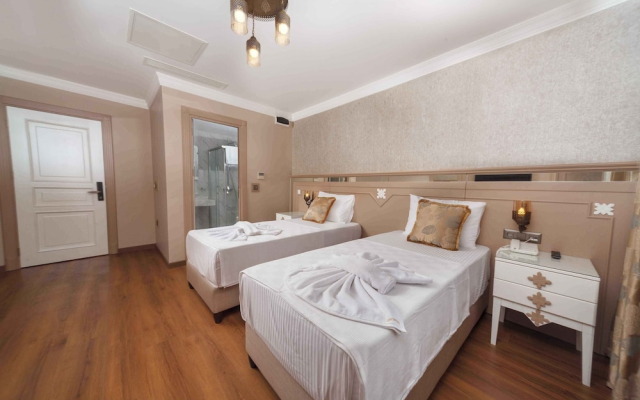 Istanbul Old City Beyazid Belmond Hotel