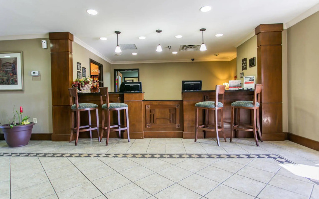 Staybridge Suites Chattanooga at Hamilton Place by IHG