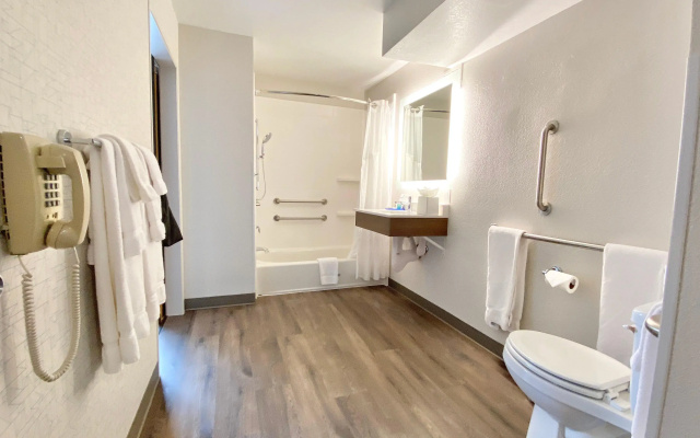 Holiday Inn Express Hotel & Suites Park City by IHG