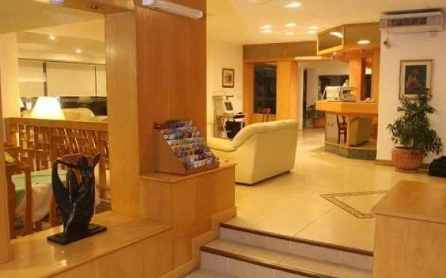 San Fernando Hotel
