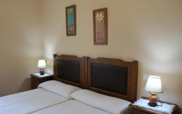 Apartamentos Casa Cerolleiro