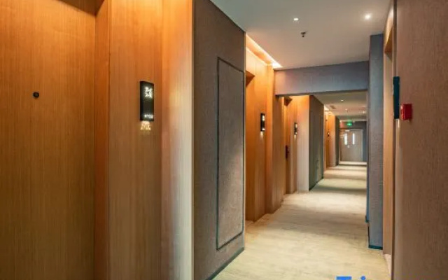 TRUE GO Hotel (Chaoyangmen Subway Station, Beijing Workers' Stadium)