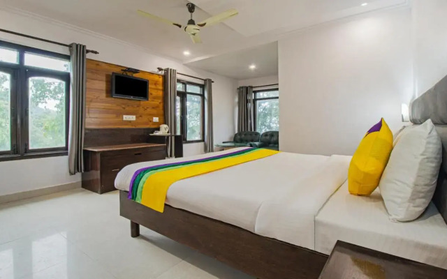 Itsy Hotels Peak View, 300 Mts From Mall Road