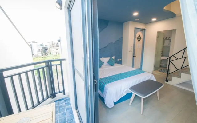 Sapphire Inn