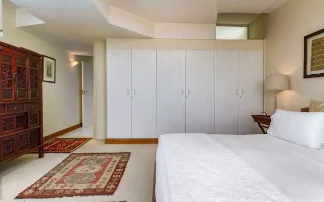 Balie Bay 1 - Adults Only