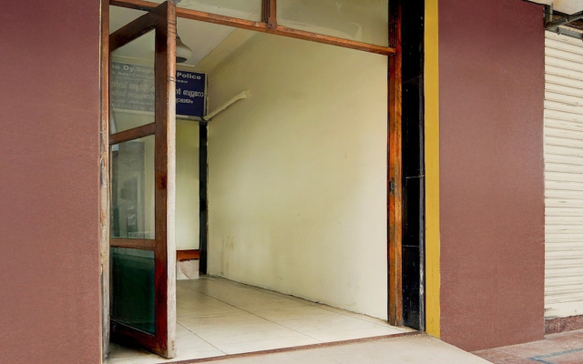 Super Hotel O Pathanamthitta