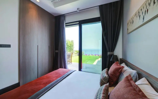 Miramar Penthouse 1