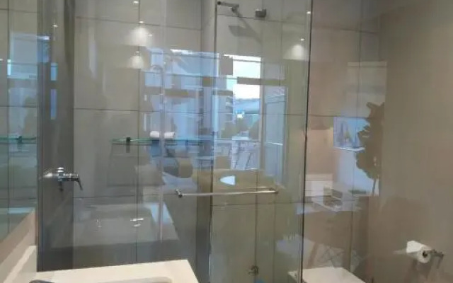 Menlyn Residence (Adults Only)