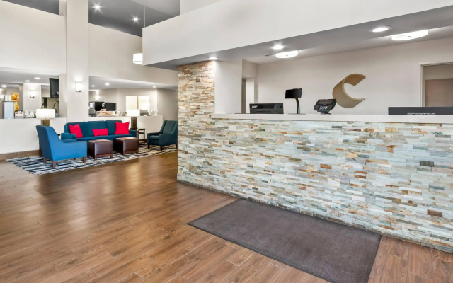 Comfort Inn & Suites Surprise Near Sun City West