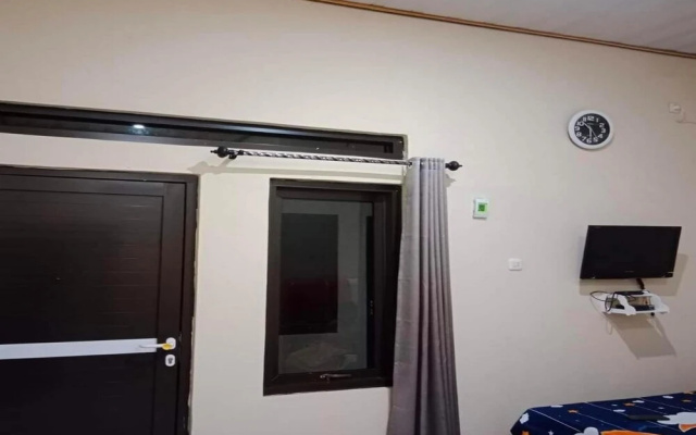 Hotel O Ayna Kost Syariah
