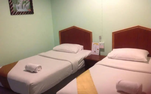 Romruen Resort