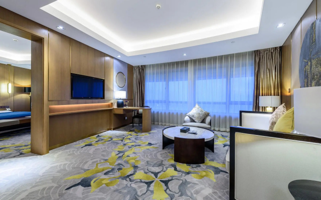 Delphi Sky Hotel