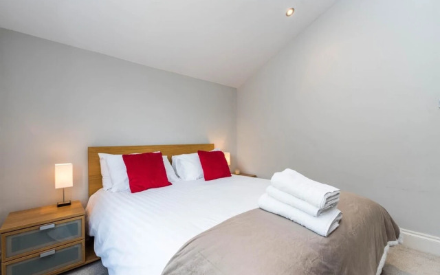 Luxury Modern 1 Bed Loft Conversion Clapham South