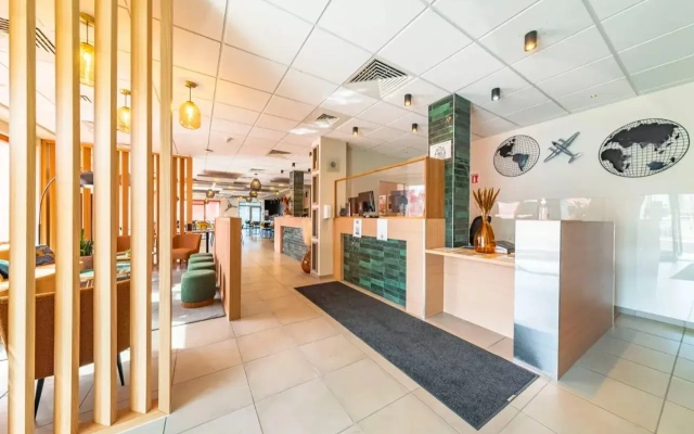 Mandarina Hotel Luxembourg Airport ( Ex Campanile)