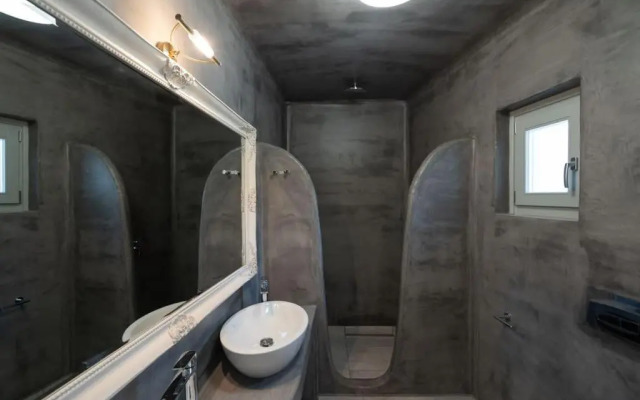 Black Occhio Villa Santorini