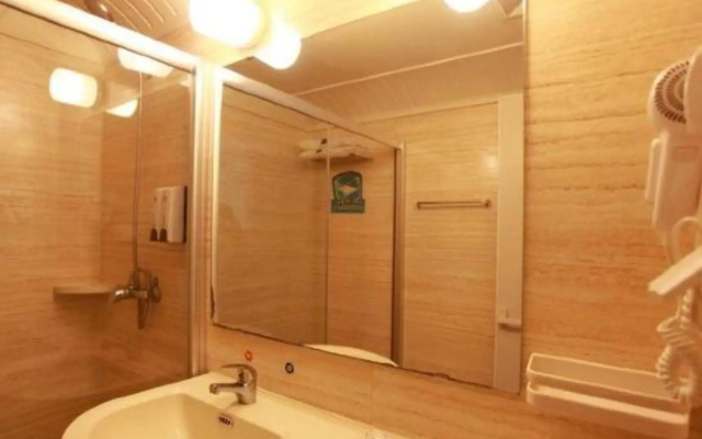 Junyuan Hotel (Tianjin Binhai)