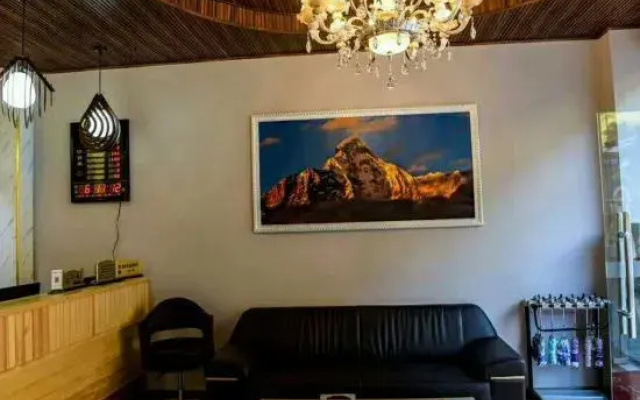 Siguniang Mountain Alpine Hotel