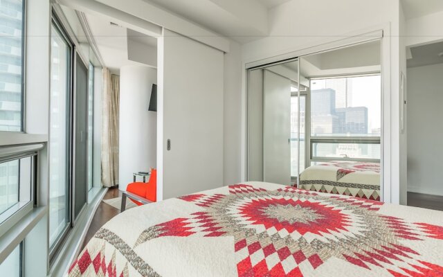 Simply Comfort. Gorgeous Apartments in the Heart of Toronto 0