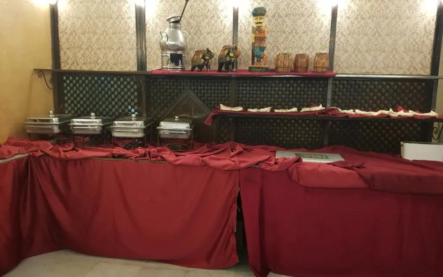 Отель Salma Hotel