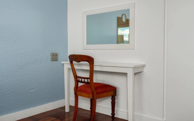 Jagar Court 8