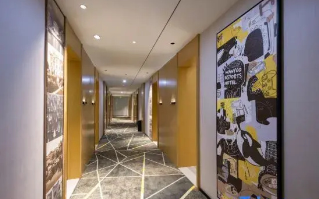 Internet Fishing E-sports Hotel (Nanchang Jingdong Avenue Wuyue Plaza)