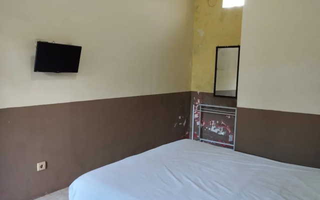 OYO Life 93265 Kos Cendana Seruni Raya