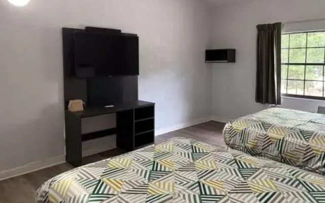 Super 8 Motel - Tallahassee